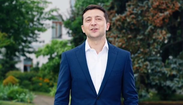 «Президент инсты и Facebook, не сливай Украину»: Зеленский разгневал сеть поздравлением с Днем Конституции 