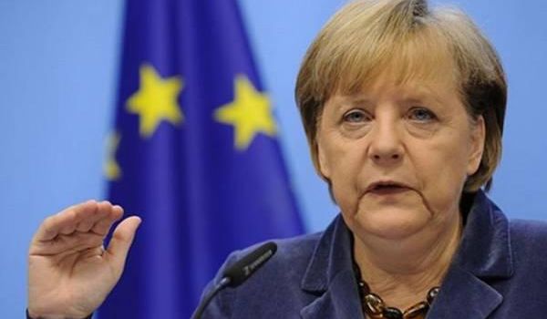 «Активная и здоровая»: у Меркель опровергли слухи о проблемах со здоровьем 