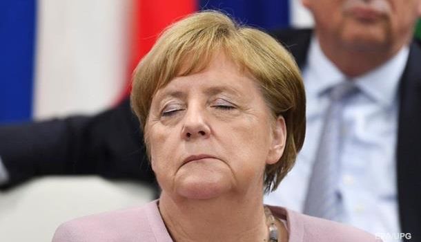 «Думаю, что как появилось, так и уйдет»: Меркель прокомментировала состояние своего здоровья