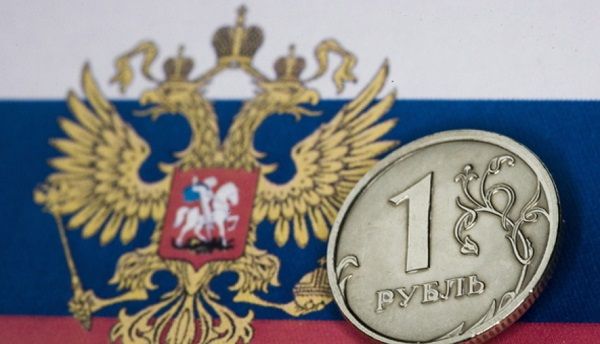 «Не хватает денег до зарплаты»: в РФ бьют тревогу из-за серьезной бедности 