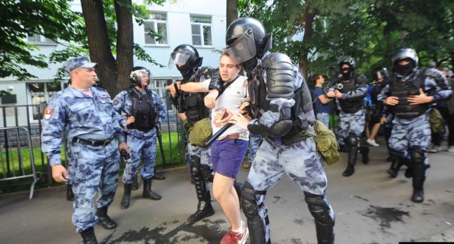 Россия, как она есть: в Москве количество задержанных выросло до 1000 человек