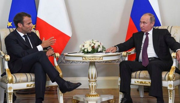 Агрессор Путин посетит Францию, чтобы поговорить об Украине 