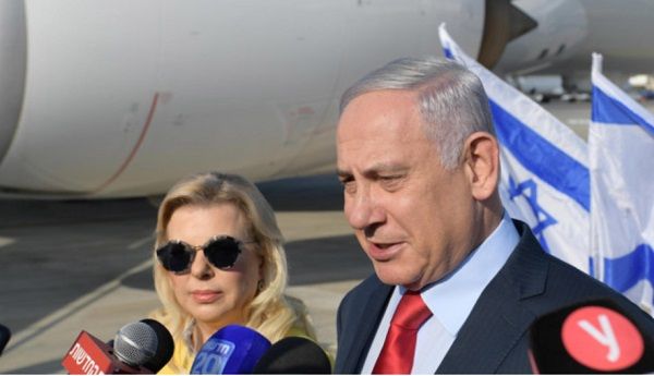 Супруга Нетаньяху угодила в скандал во время полета в Украину