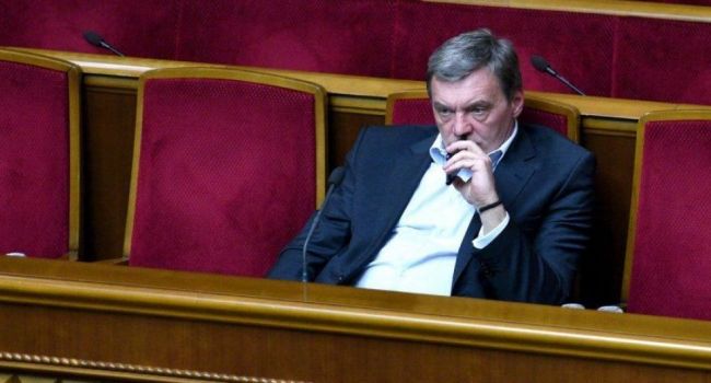 Политолог: не знаю, какой Грымчак коррупционер, но хорошо помню, как он выступал за торговлю с ОРДЛО