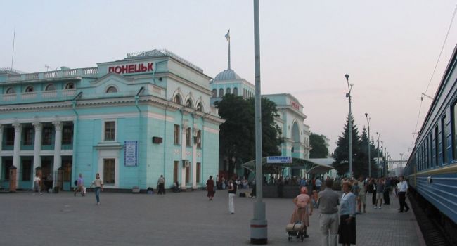 Спустя 5 лет в Донецке возобновил работу железнодорожный вокзал