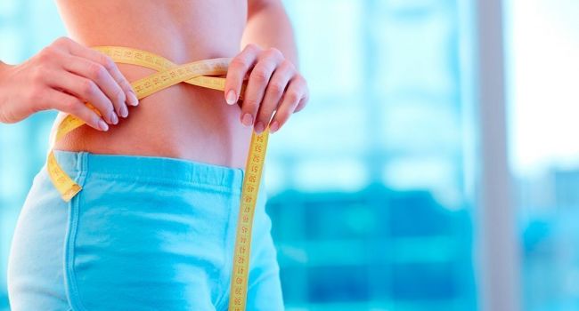 Делайте это ежедневно: эксперты назвали способы убрать жир с живота