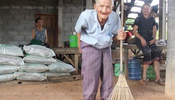 Вы не поверите, сколько ему лет: в Таиланде нашли самого пожилого в мире мужчину