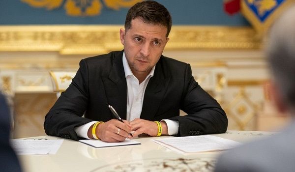 Президент предложил депутатам Рады свои кандидатуры министров 