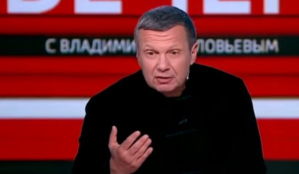 «Жители «ДНР» получили «подарок» от «Азова»: пропагандист Соловьев опозорился громким фейком о «фашистах» 