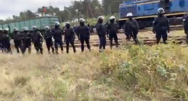 Блокада угля из РФ во Львовской области: Полиция применила силу, задержан комбат «Донбасса» и другие ветераны АТО