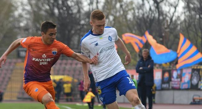 «Динамо» в компенсированное время вырывает победу в матче с «Мариуполем»