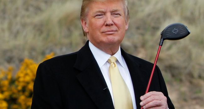 Плевать на импичмент: Президент США сохраняет спокойствие и даже играет в гольф
