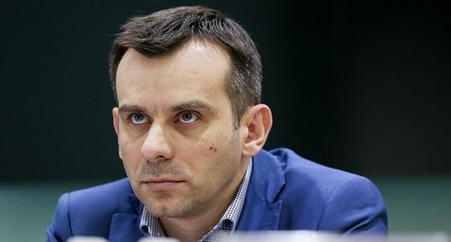 «Слуга народа»: Новым руководителем ЦИК стал депутат от президентской партии