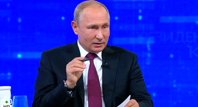 Путин внезапно повысил зарплаты в РФ, но только себе и своему окружению