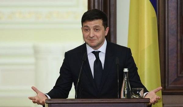 Зеленский призвал Помпео назначить нового спецпредставителя США по Украине 