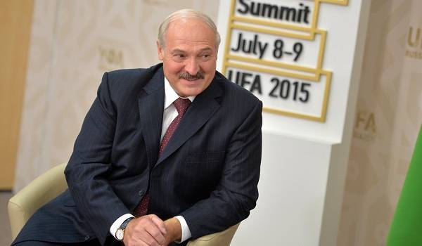 Эксперт: из-за спора с Россией Лукашенко могут не переизбрать 