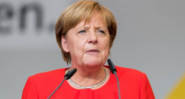 Меркель не исключила усиление санкций против России