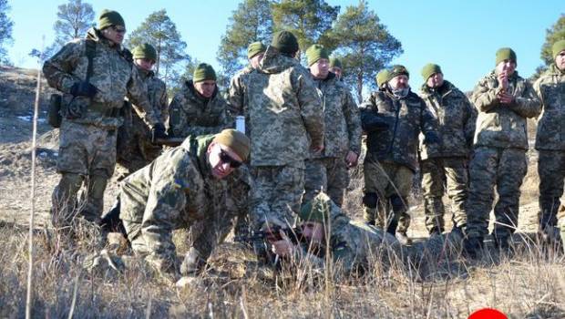 «Вторжение России»: Херсонскую область срочно хотят усилить количеством военных 
