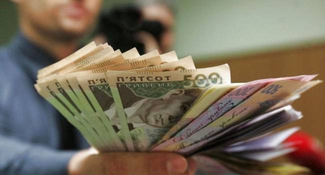 «3 миллиарда гривен за 3 месяца»: В Минфине подсчитали, во сколько обойдется госбюджету реализация инициативы Зеленского повысить минимальную зарплату