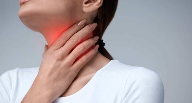 «При появлении таких симптомов обязательно нужно пройти обследование»: Онкологи рассказали о первых симптомах рака горла