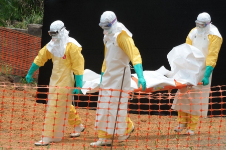 Смертельный вирус Эбола продолжает распространяться
