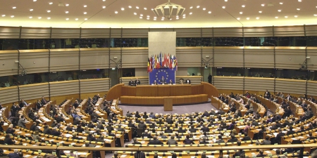 Парламент ЕС одобрил резолюцию по Украине   