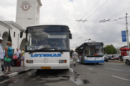Из Крыма в другие города Украины опять ходят автобусы