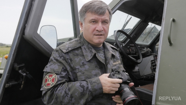 Аваков: спецоперація в Мукачеві триває