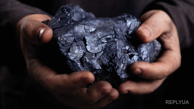 Зюков: Россия продает украинский уголь за границу, как свой