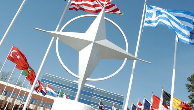 НАТО официально призвал РФ оставить Сирию в покое