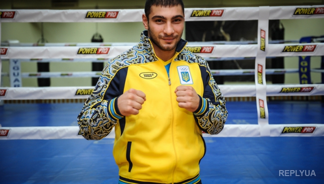 Украинские боксеры везут домой две медали с чемпионата мира