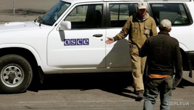 Один из наблюдателей ОБСЕ признался на камеру, что он офицер ГРУ