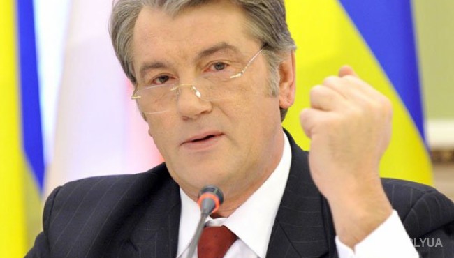 Блогер: На Банковой встает тень президента Ющенко