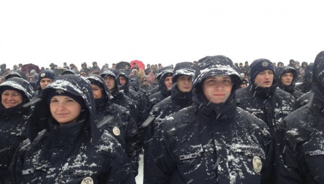 В Днепропетровске начала работать новая патрульная полиция