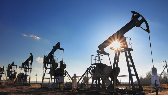 Падение цен на нефть негативно повлияет на экономику всех стран