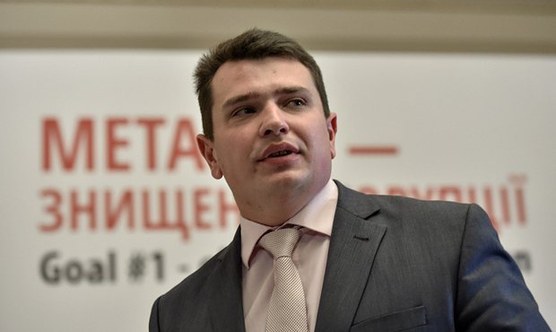 Глава НАБУ послал тонкий намек главе НАКП