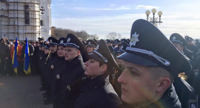 В Чернигове стартовала патрульная полиция