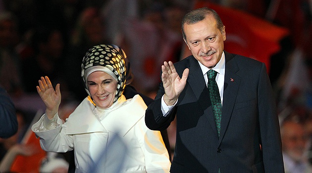 Жена Эрдогана хочет вернуть гаремы