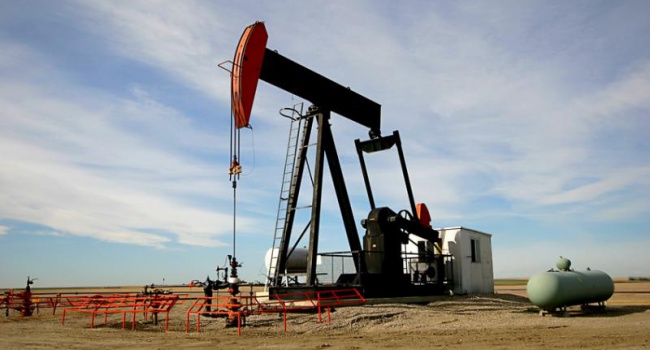 Цена на нефть приближается к 42 долларам за баррель