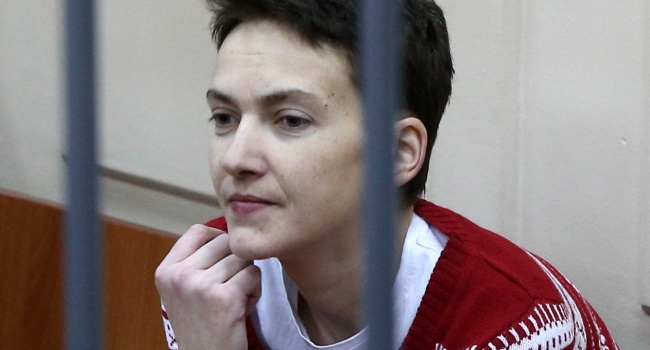 Адвокат: Савченко перестала пить воду