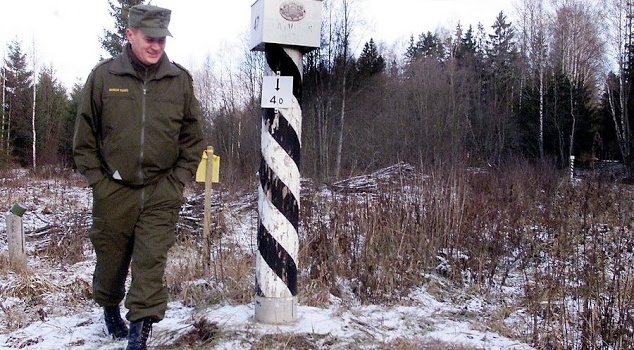 Російських пропагандистів принизили на кордоні Естонії