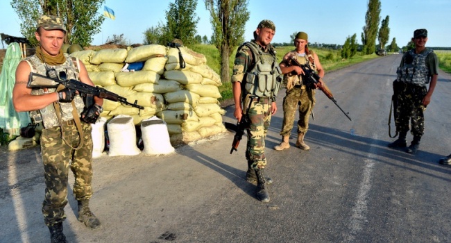 На позиции бойцов АТО возле аэропорта Донецка прорывалась ДРГ