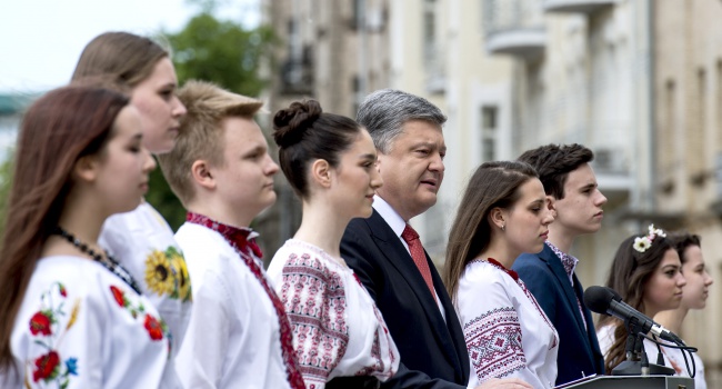 Президент Украины: Европа – это национальная идея, которая царит в сердцах украинцев