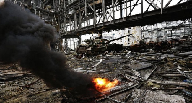 Террористы подтягивают войска к Донецку
