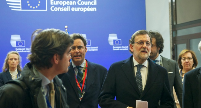 Еврокомиссия может оштрафовать Испанию и Португалию