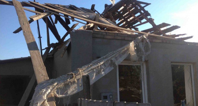 Частные дома Торецка разгромили боевики - фото из АТО