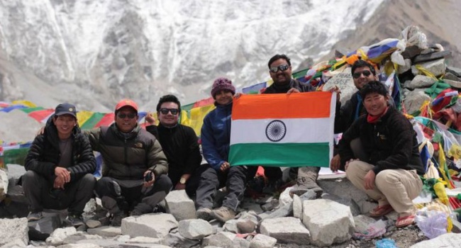 Власти Непала подтвердили восходжение индийской пары на Эверест