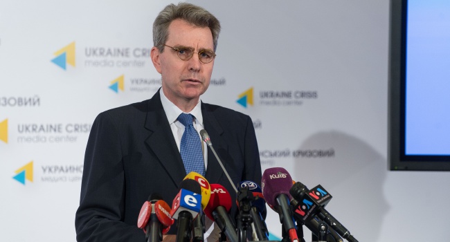 "Не нужен Вам транш. У Вас все хорошо", - посол США "Не нужен Вам транш. У Вас все хорошо", - посол США