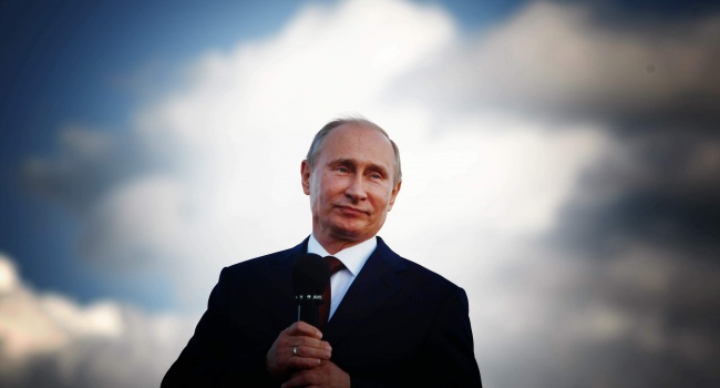 Колумнист: россияне перестали любить Путина?