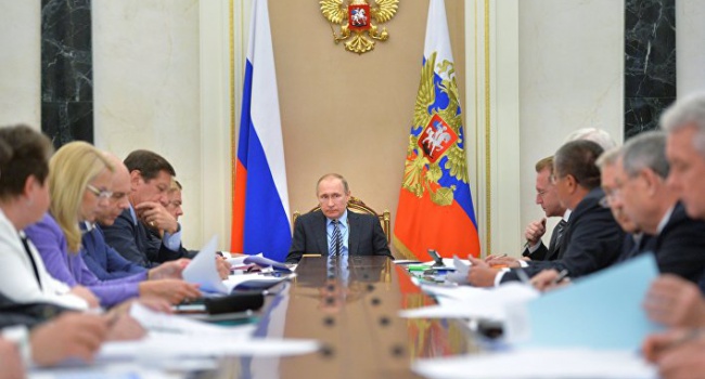 Портніков: Для Путіна настав час «ікс» – доведеться вибирати між санкціями і миром